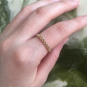 🌟NWOT // 14K Gold Flower Ring🌟